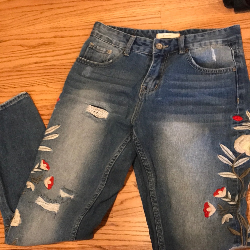 Jeans - Picture 3 of 3